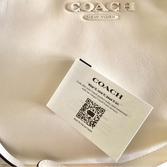 Coach CP101 Chalk White Penelope Smooth Leather Shoulder Bag Purse Bag Charm - Picture 13 of 16